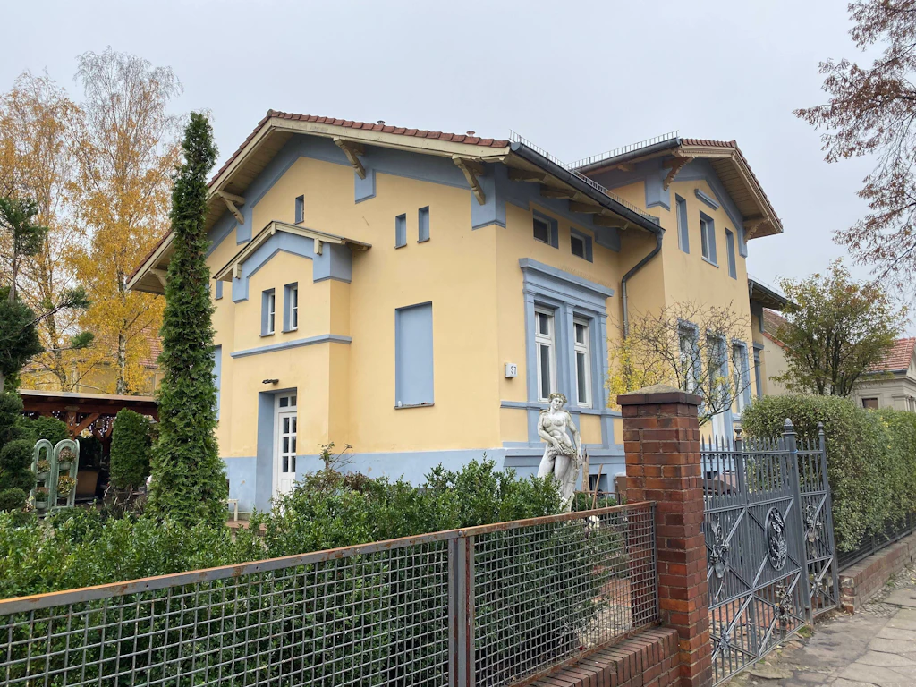 Neukölln: Remmo-Clan wehrt sich weiter gegen Räumung seiner Villa