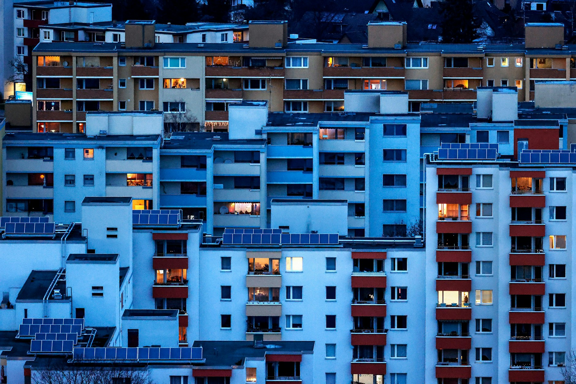 Wohnungen in Berlin: Im Osten belasten die Energiekosten das Einkommen besonders. 