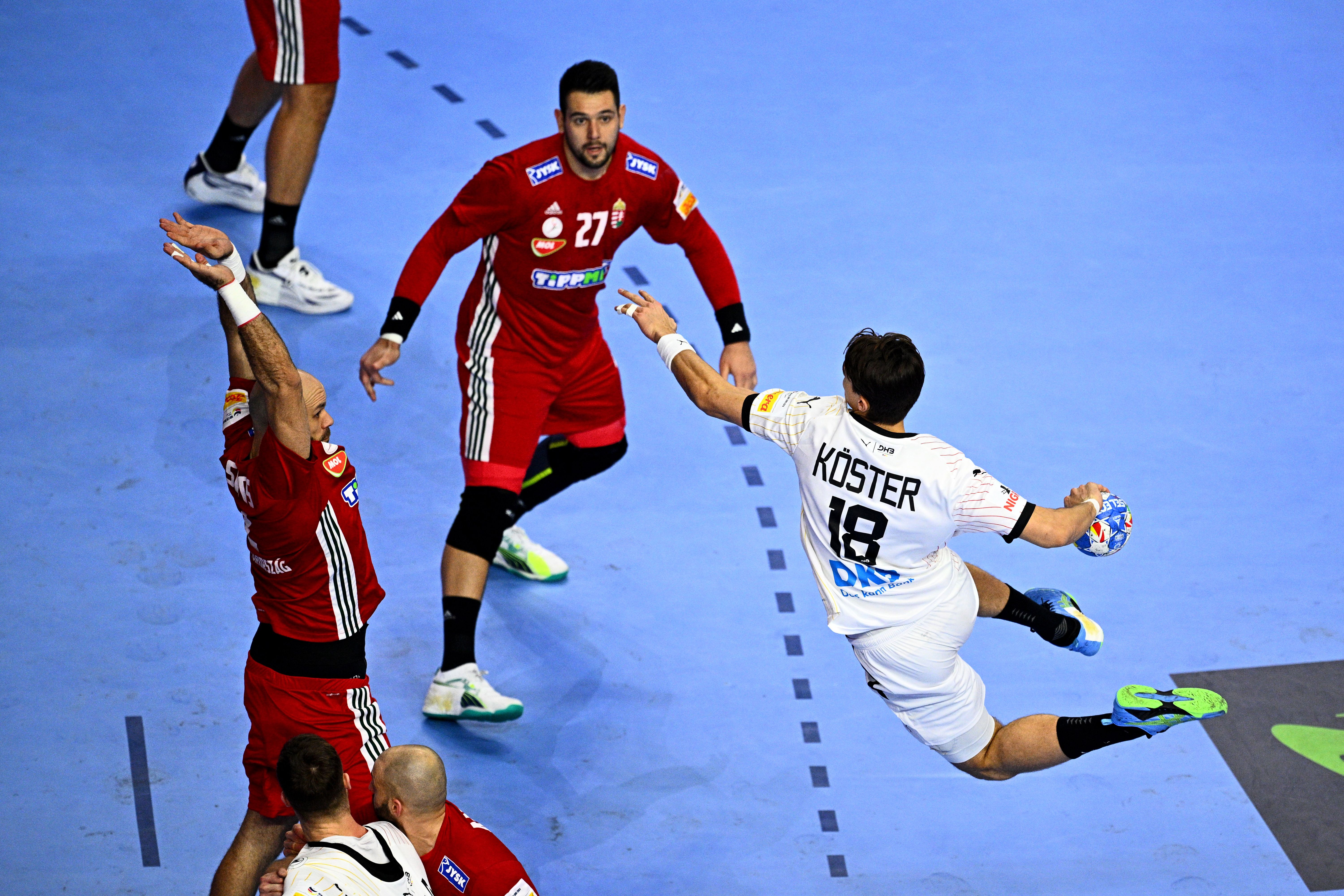 Deutschland besiegt Ungarn souverän mit 35:28