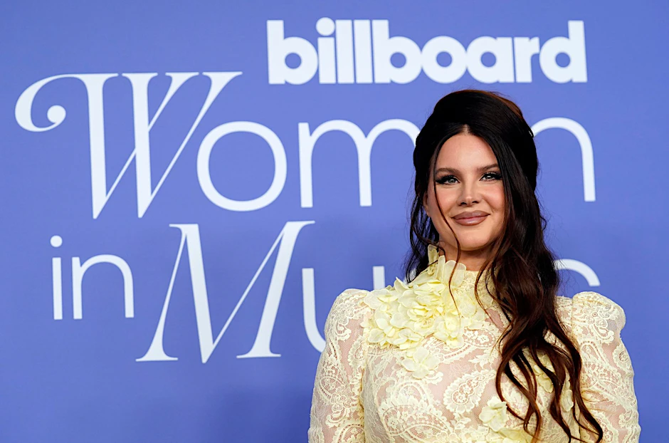ARCHIV - Mit ihrem Song «Video Games» wurde sie weltberühmt - zwölf Jahre später ist Lana Del Rey nicht mehr aus der Musikwelt wegzudenken. Nun führt sie das Line-up für das Coachella-Festival an.  