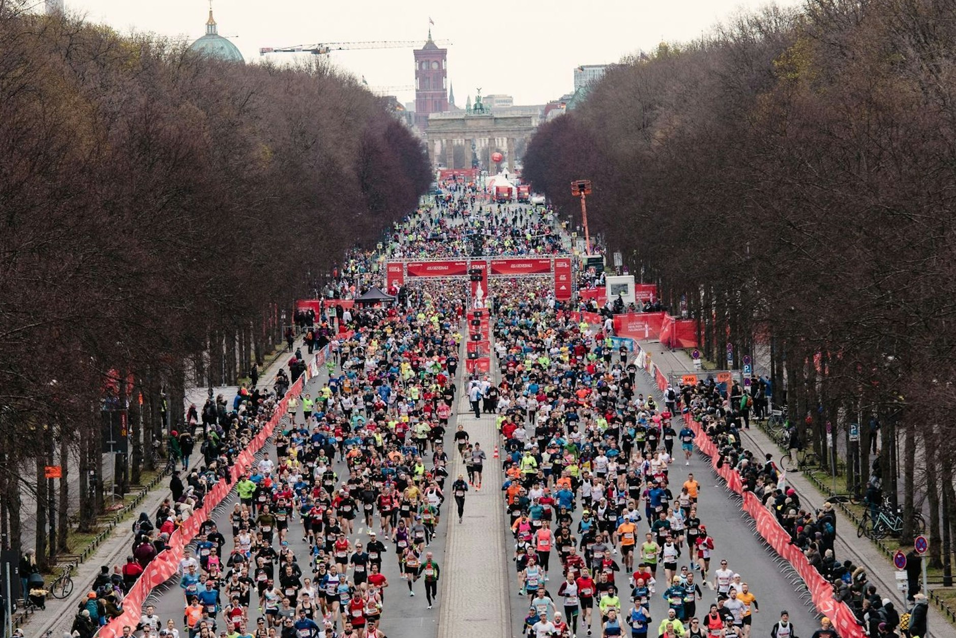 Auch in den kalten Jahreszeiten finden in Berlin 2024 Laufevents statt.