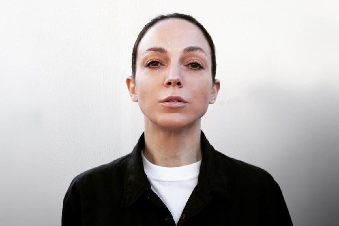 Bomberjacken und Highheels: Maria Koch entwirft die Ready-to-Wear-Linie des Berliner Labels 032c und präsentierte diese am 18. Januar erstmals in Paris.