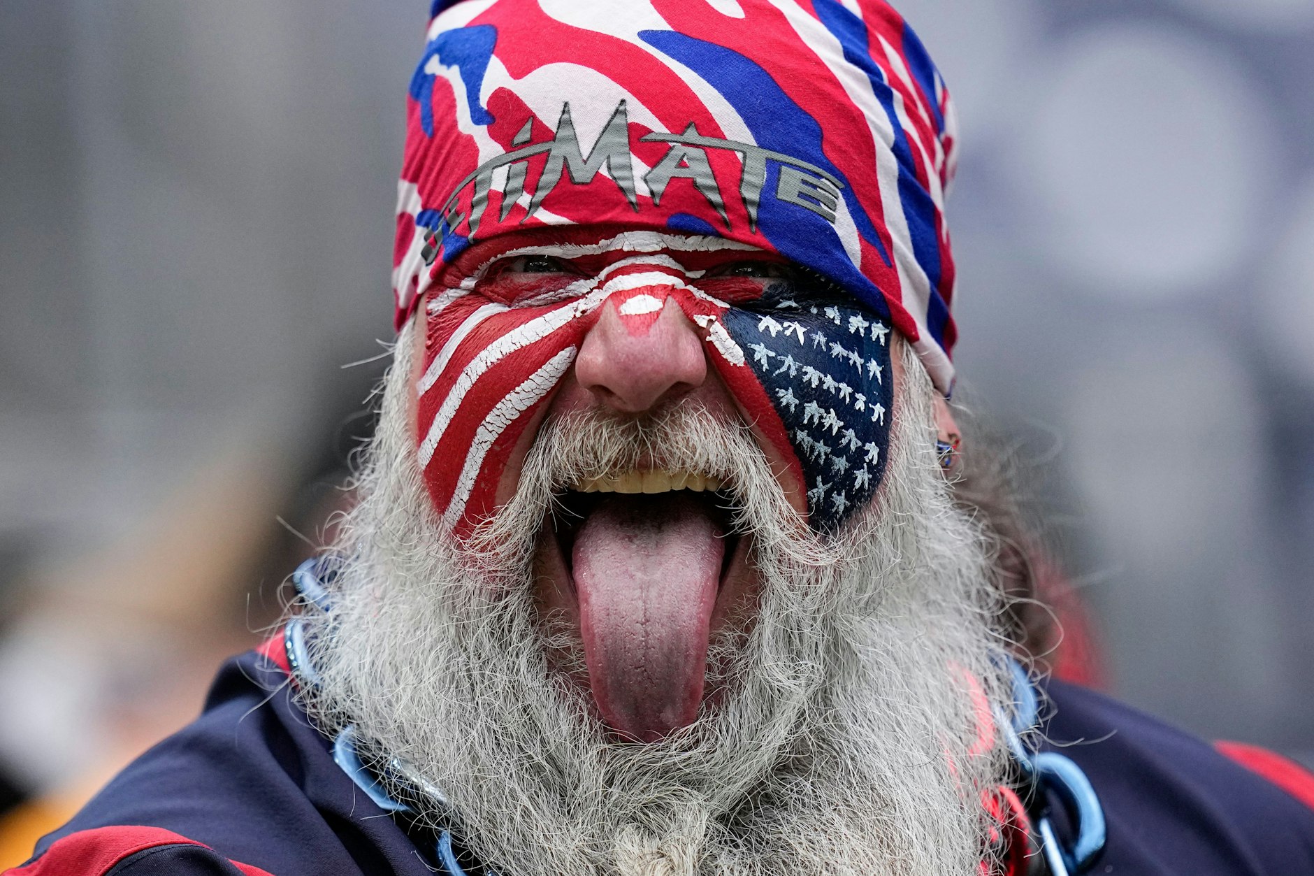 Nationalismus in den Farben der USA – aber Überlegenheitsfantasien gibt es in jeder Couleur.