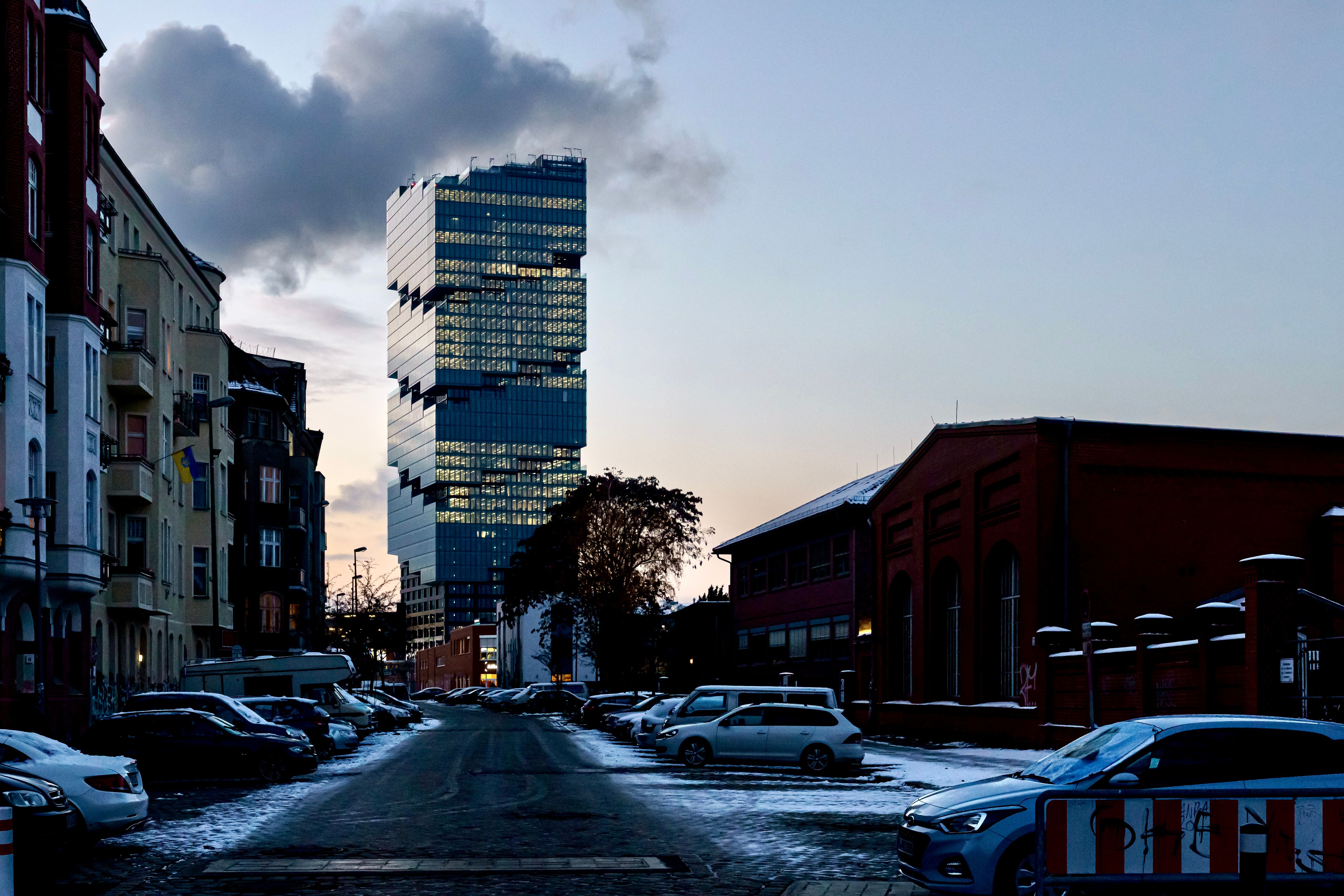 Amazon-Tower ist jetzt höchstes Hochhaus von Berlin  – nicht allen gefällt’s