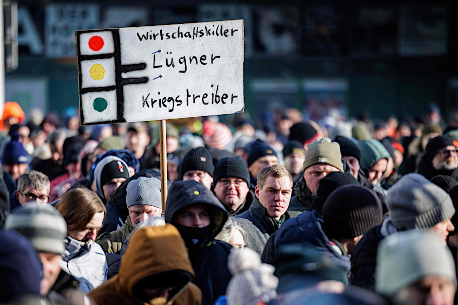 Ein Protestzug gegen die Ampel-Regierung in Ostdeutschland&nbsp;