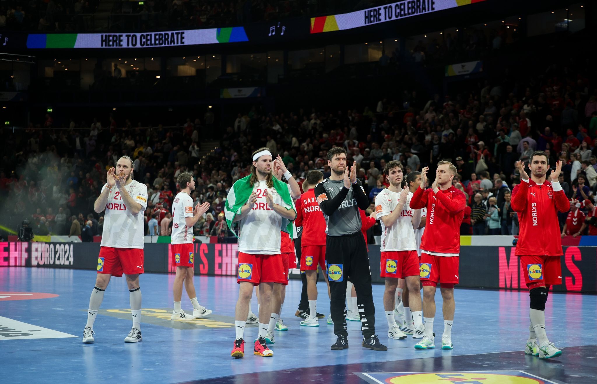 Image - Dänen und Schweden mit Niederlagen ins Halbfinale