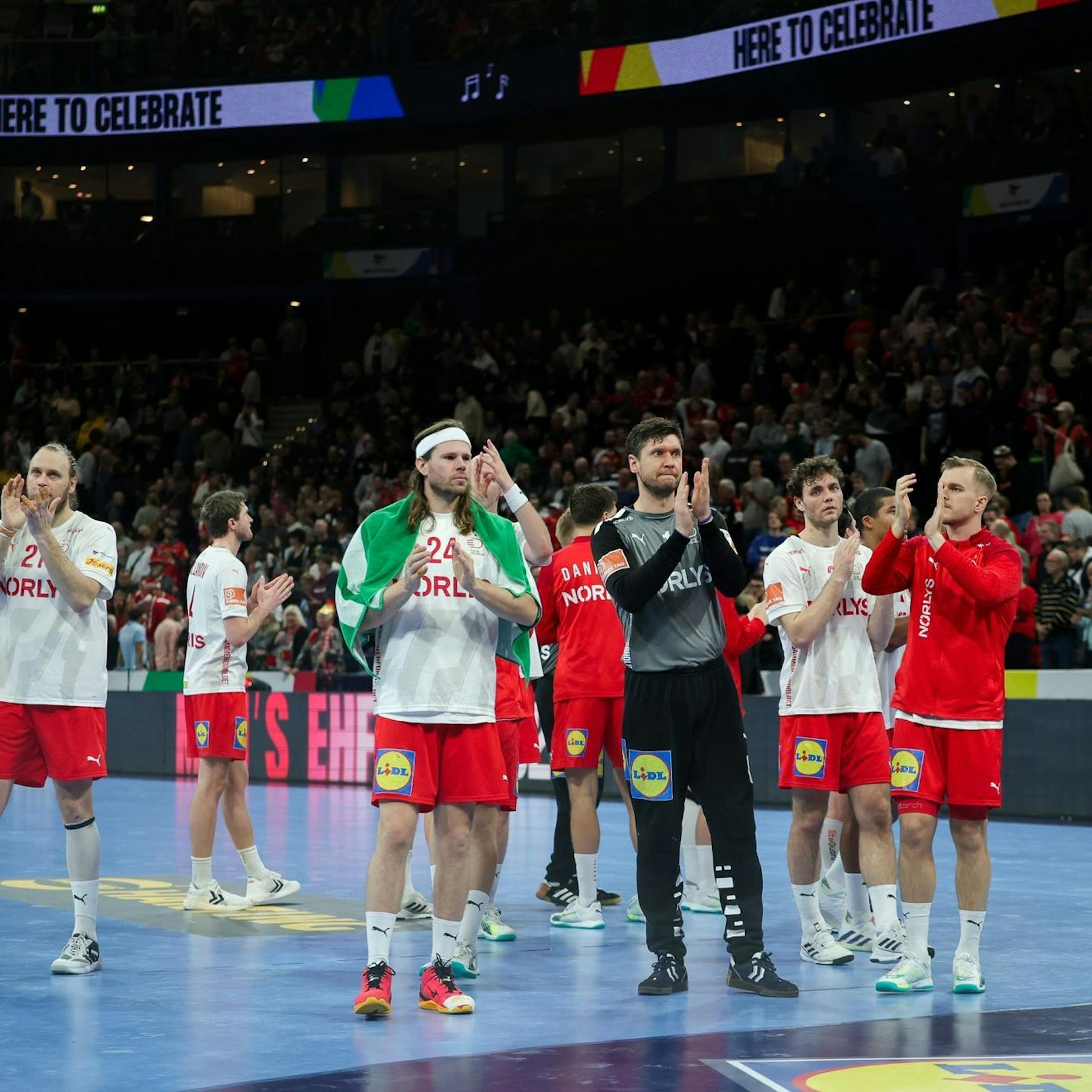 Image - Dänen und Schweden mit Niederlagen ins Halbfinale