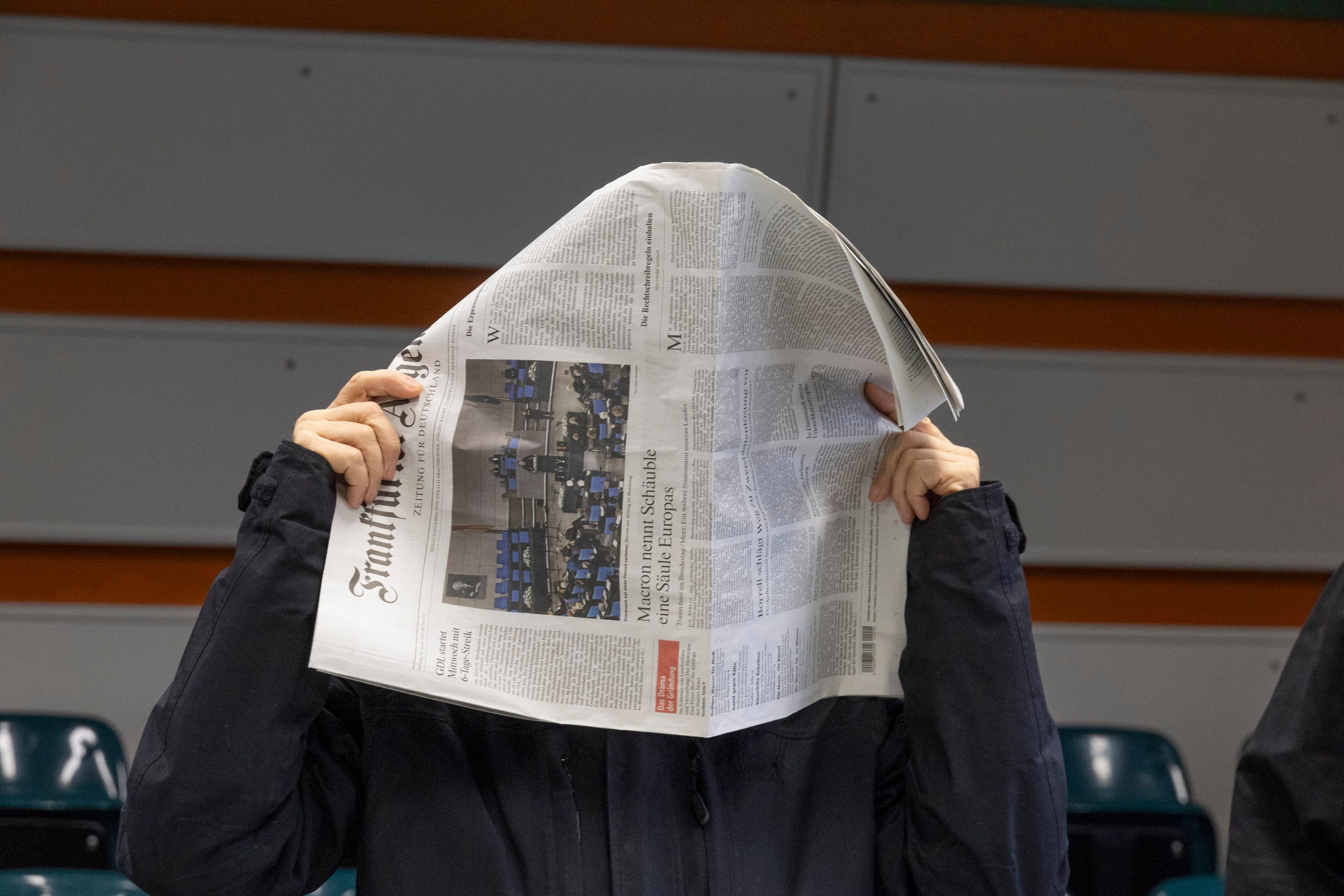 Sex-Prozess: Karate-Trainer (67) ging zwei Mädchen an die Wäsche