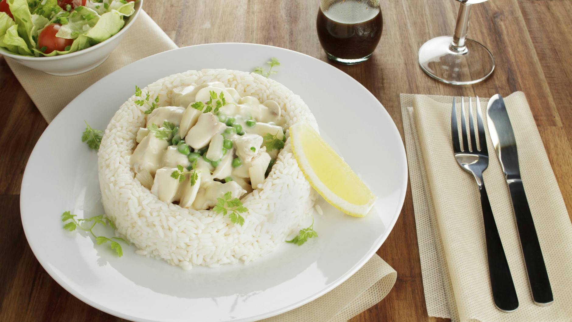 Das Rezept für Hühnerfrikassee müssen Sie probieren.