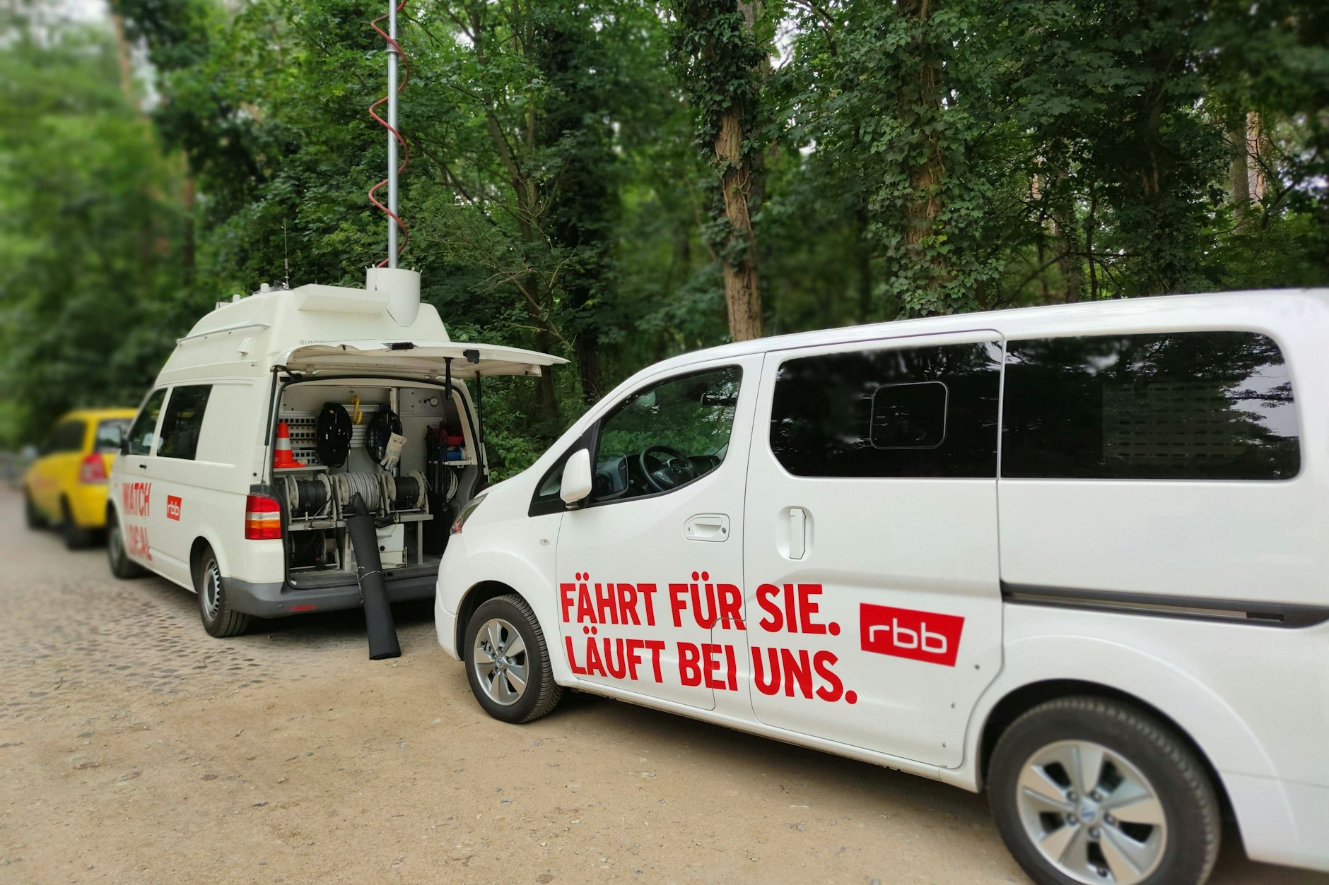 Ein Kamera-Team des RBB wurde in einem Dorf im Landkreis Uckermark angegriffen. (Symbolfoto)