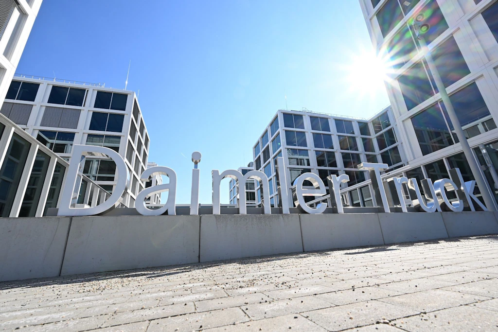 Daimler Truck will mit Energiefirma Wasserstoff etablieren