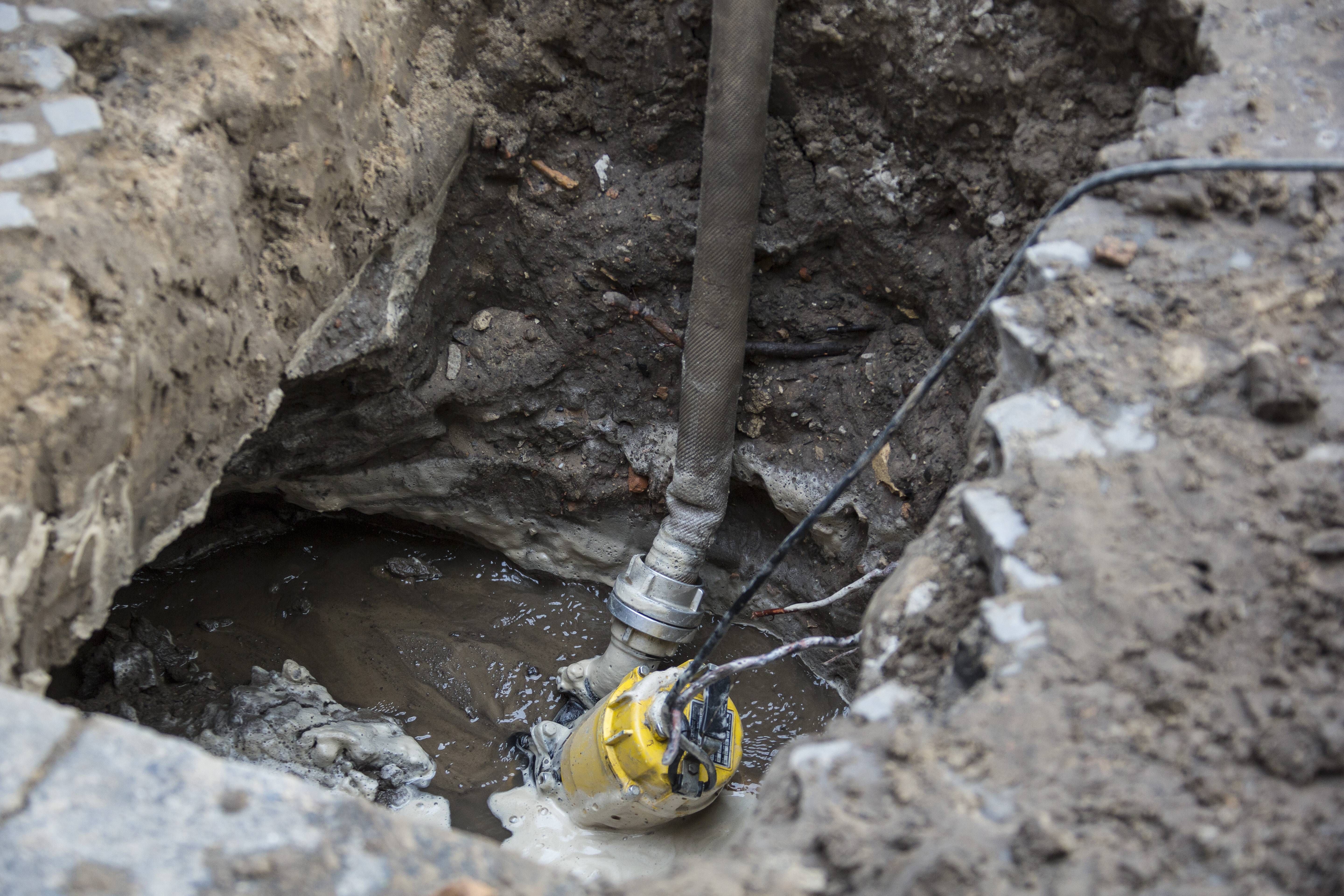 Schönhauser Allee: Sperrung nach Wasserrohrbruch aufgehoben