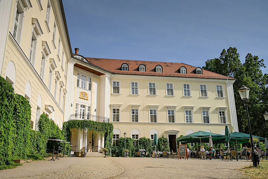 Ein Hotel im Spreewald: Das Schloss Lübbenau.