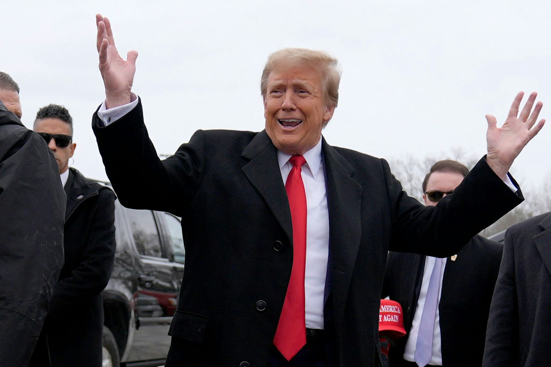 Dass Trump nun auch in New Hampshire siegt, zeigt einmal mehr, wie eisern die Parteibasis hinter dem 77-Jährigen steht.