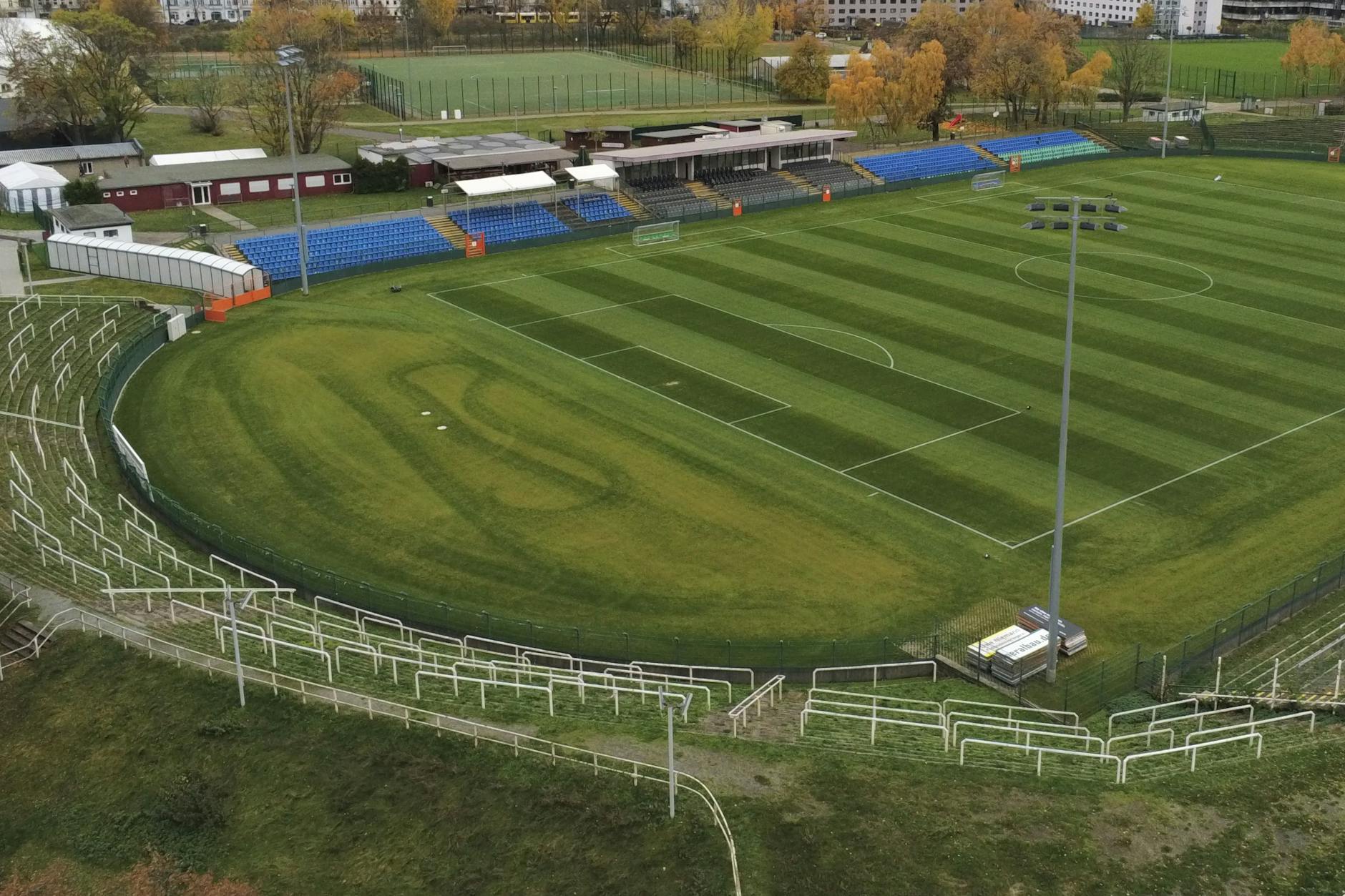 Das Sportforum in Hohenschönhausen bleibt im Dornröschenschlaf, gilt hier wieder mal das Motto West geht vor Ost?