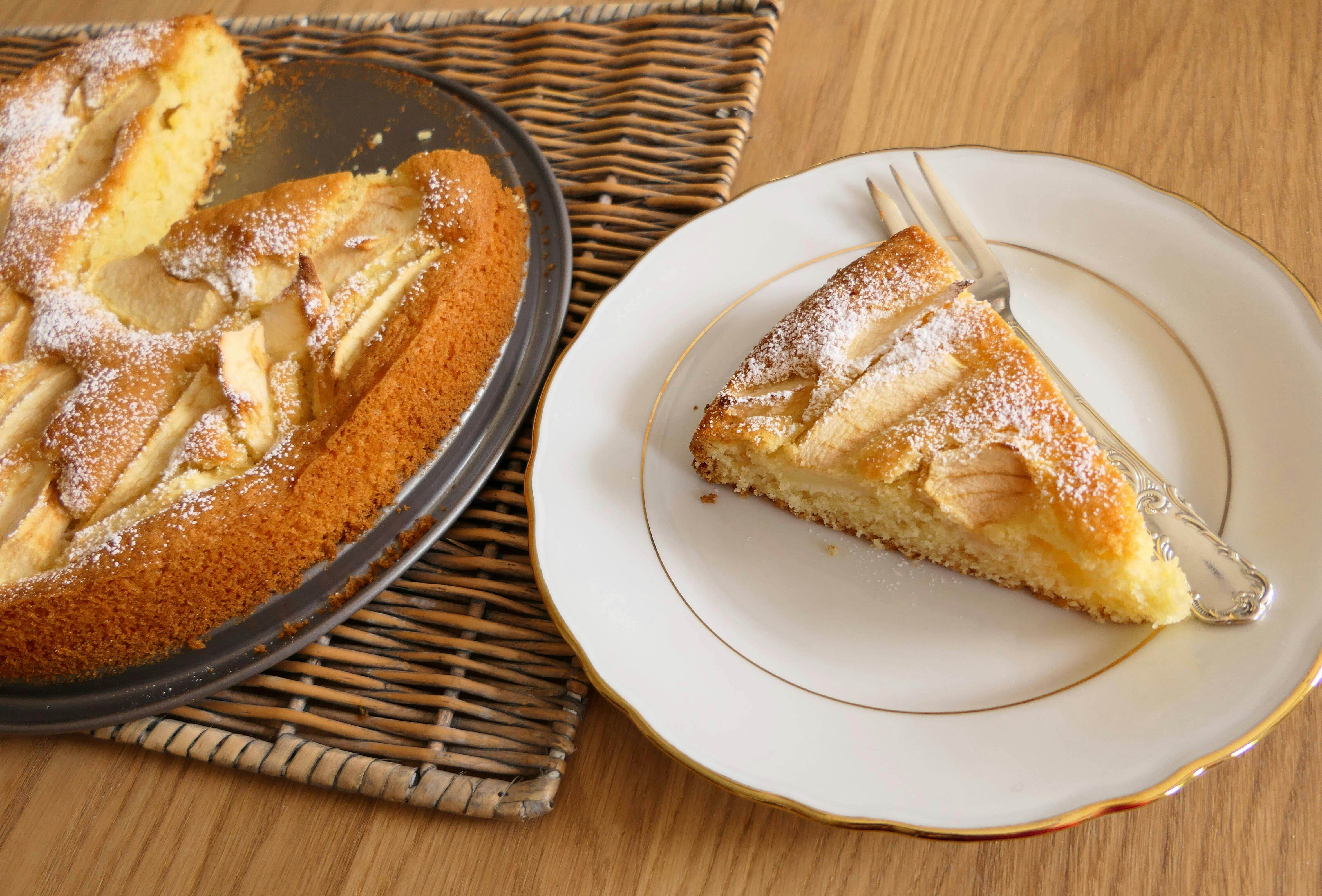 Rezept für Blitz-Kuchen: Dieser saftige Apfelkuchen zergeht auf der Zunge!