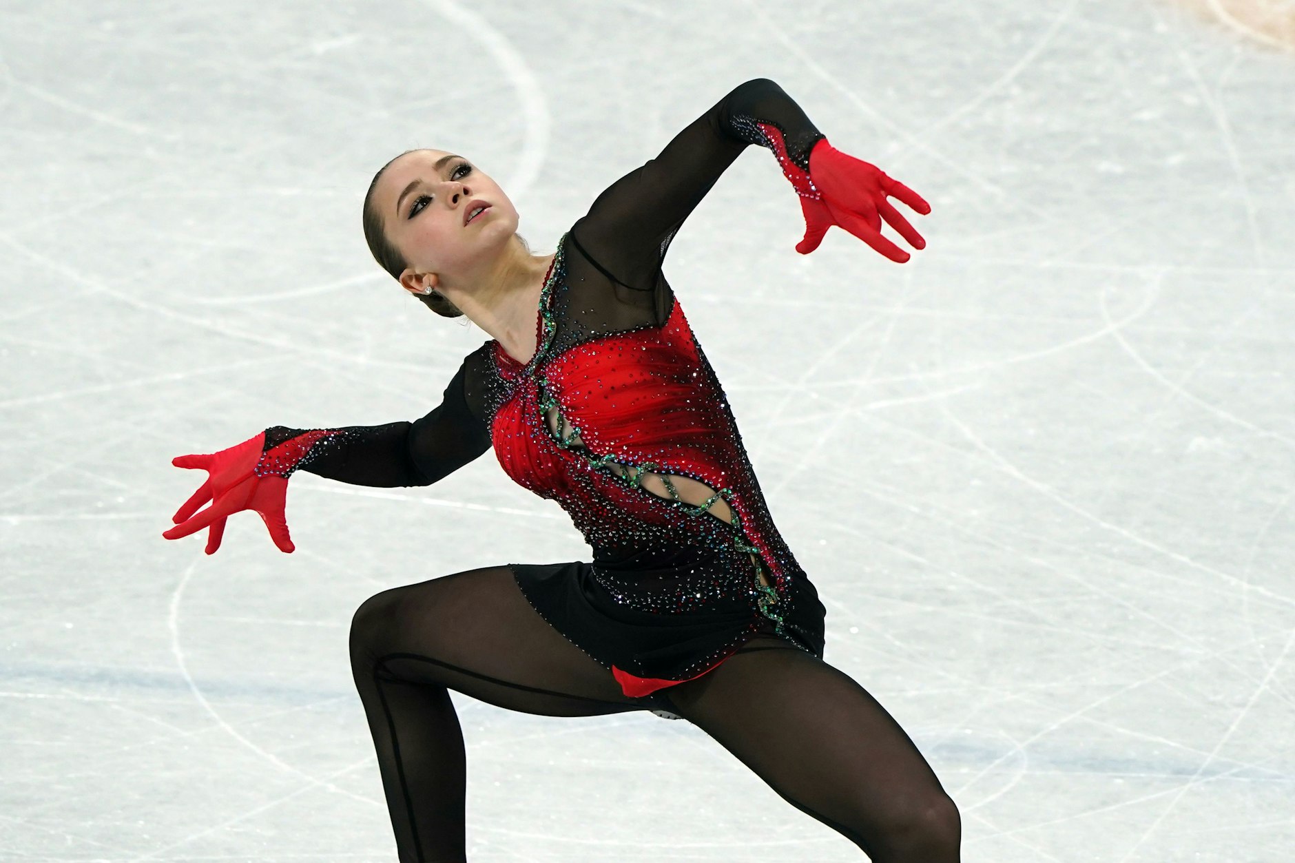 Kamila Walijewa vom Russischen Olympischen Komitee hatte 2022 Olympia-Gold gewonnen. Doch der Sieg wurde ihr wegen einer positiven Dopingprobe aberkannt.