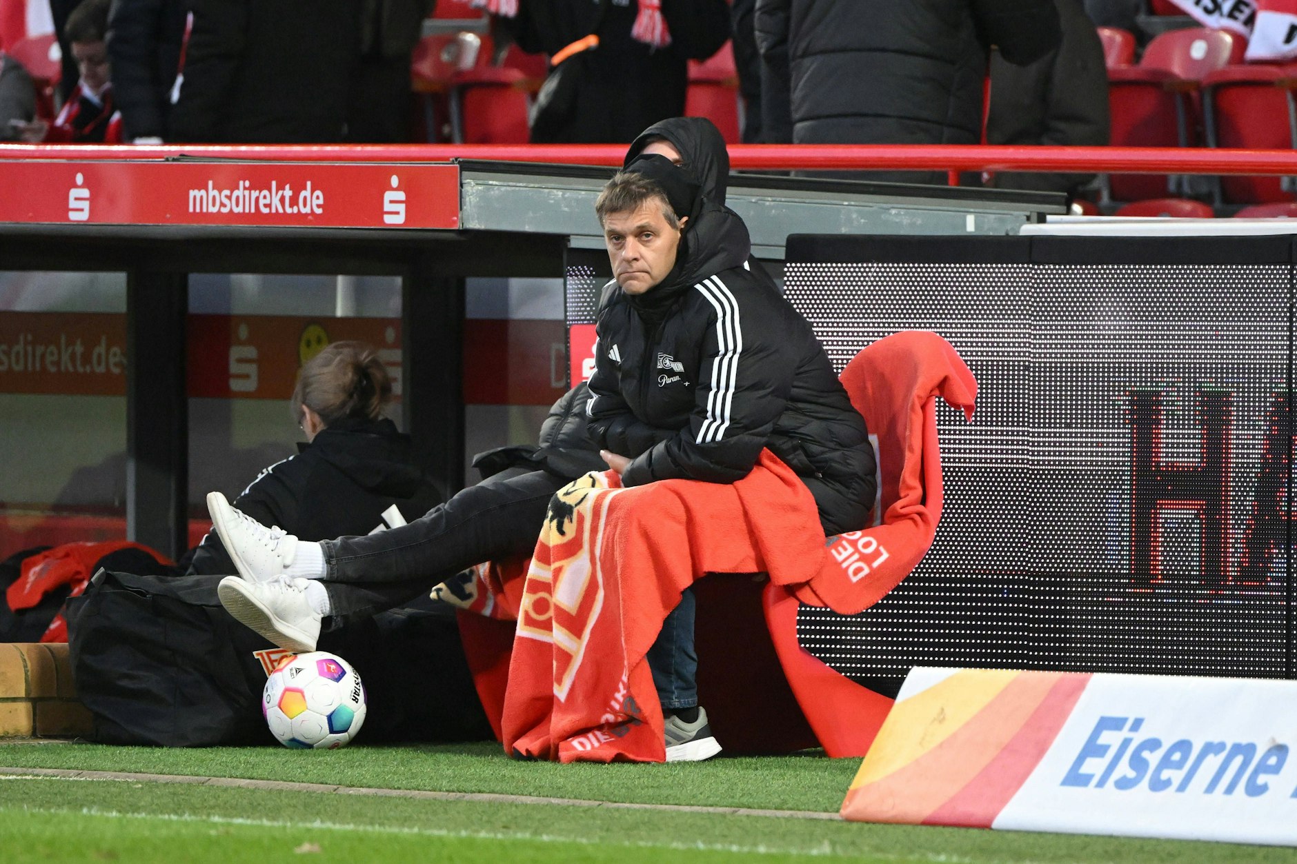 Oliver Ruhnert (52), Manager des 1. FC Union, erlebt derzeit die wohl schwerste Phase in Köpenick.