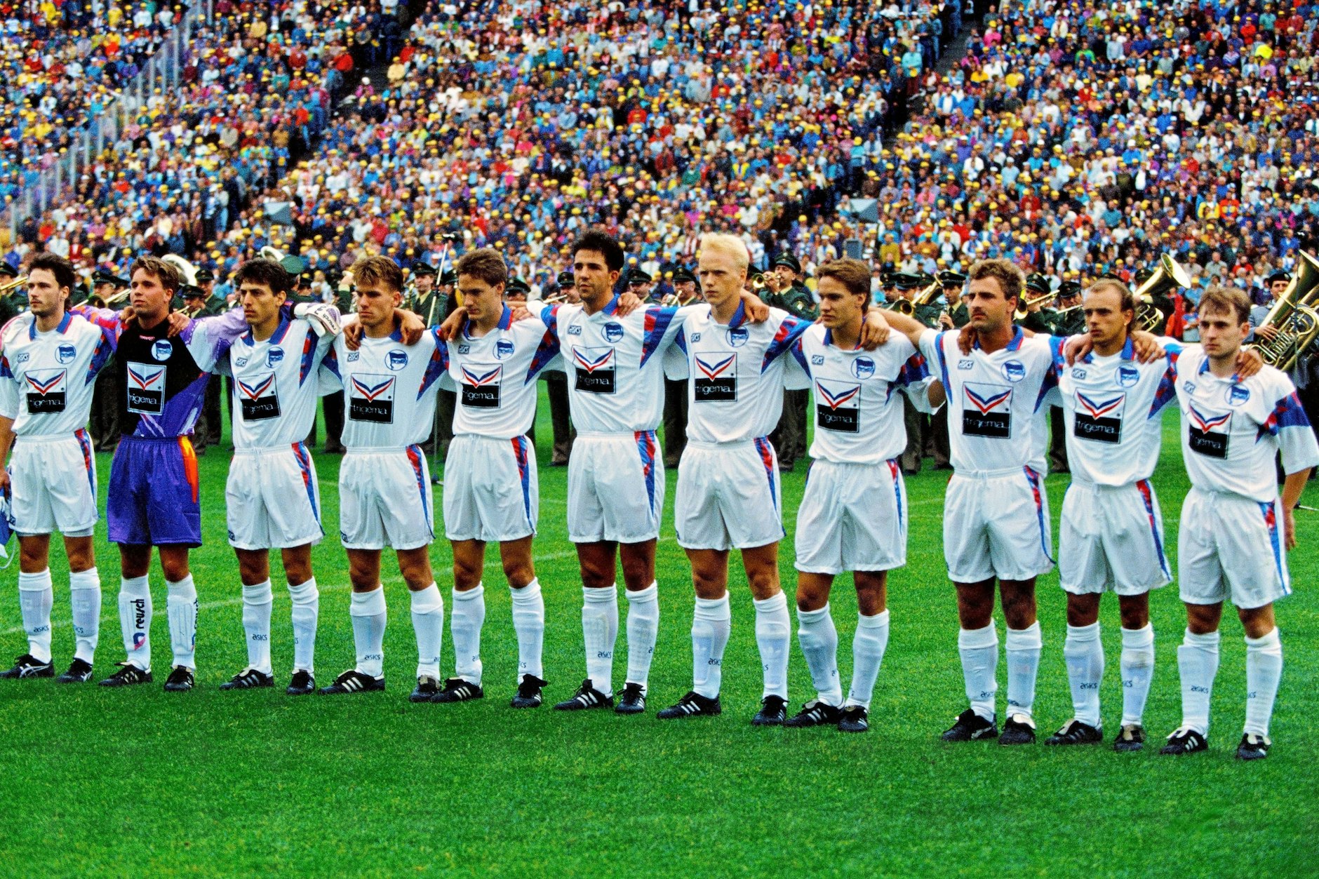 Was die Profis von Hertha BSC bisher nicht schafften, gelang den Hertha-Bubis: Der Einzug ins Pokalfinale 1993. 