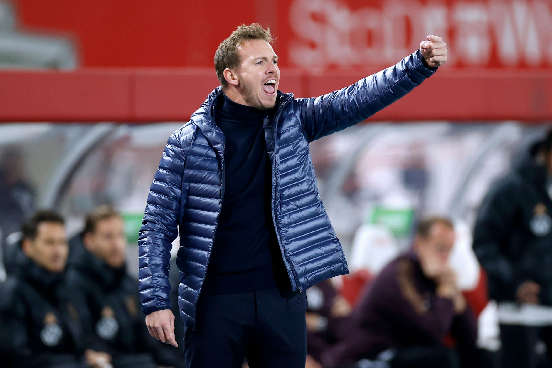 Bundestrainer Julian Nagelsmann (36) wird als Nachfolger von Jürgen Klopp beim FC Liverpool gehandelt, steckt aber in der DFB-Falle.&nbsp;