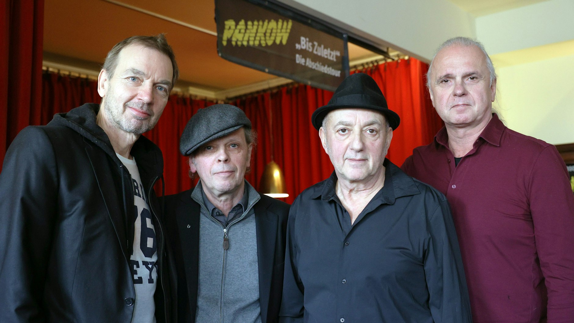 Das sind Pankow in der aktuellen Besetzung (v.l.): Andreas Dziuk (Keyboards), Jürgen Ehle (Gitarre), André Herzberg (Gesang) und Stefan Dohanetz (Schlagzeug)
