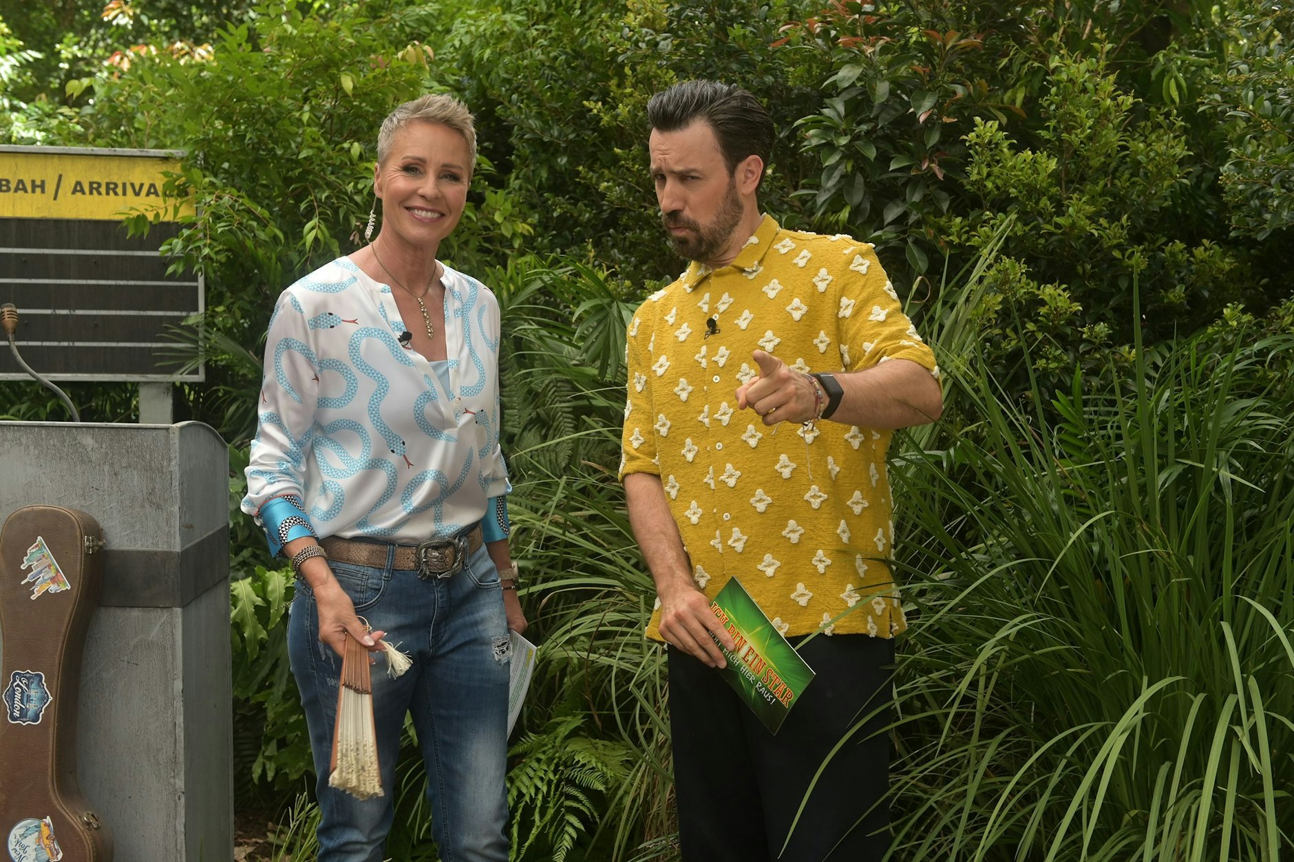 Sonja Zietlow und Jan Köppen müssen schon sehr früh in der Nacht aufstehen, um rechtzeitig die neue Dschungelcamp-Sendung zu moderieren.