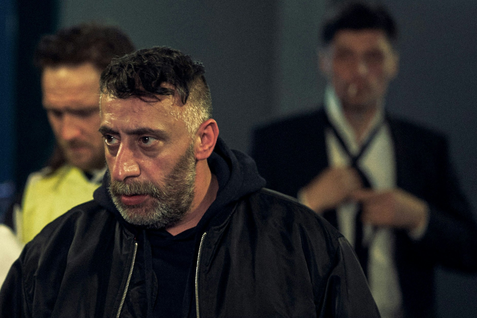 Der „Mastermind“: Keko (Kida Khodr Ramadan, M.) führt die Bande an. Hinten: Stulle und Pepsi (Frederick Lau und Stipe Erceg, v.l.)