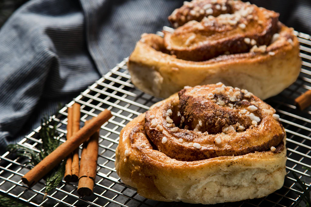 Originalrezept für schwedische Zimtschnecken: So backen Sie sie richtig!