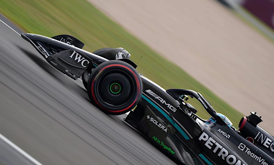 ARCHIV - Das Mercedes-Team hat mit seinem Technik-Chef  verlängert.  