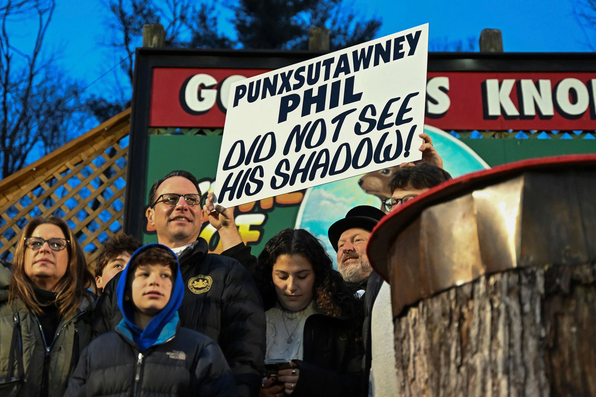 Noch einmal Schwarz auf Weiß: Punxsutawney Phil hat seinen Schatten nicht gesehen.  