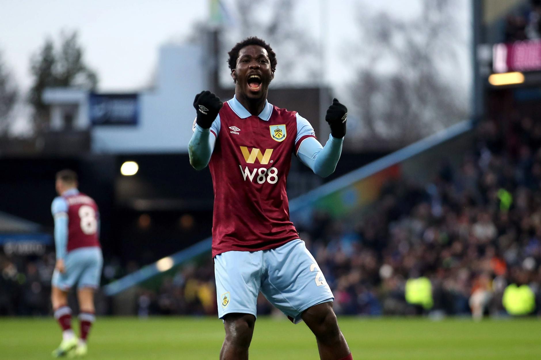 Chelsea-Leihgabe David Fofana (21) hat beim FC Burnley mehr zu lachen als beim 1. FC Union.