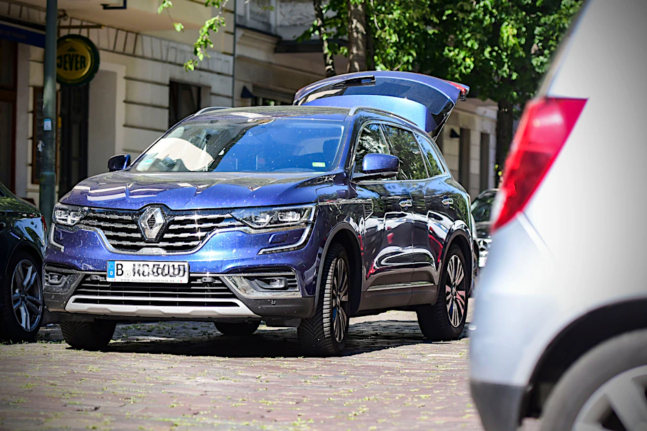 Parken für übergroße Autos soll teurer werden - das wird jetzt auch in Deutschland gefordert.