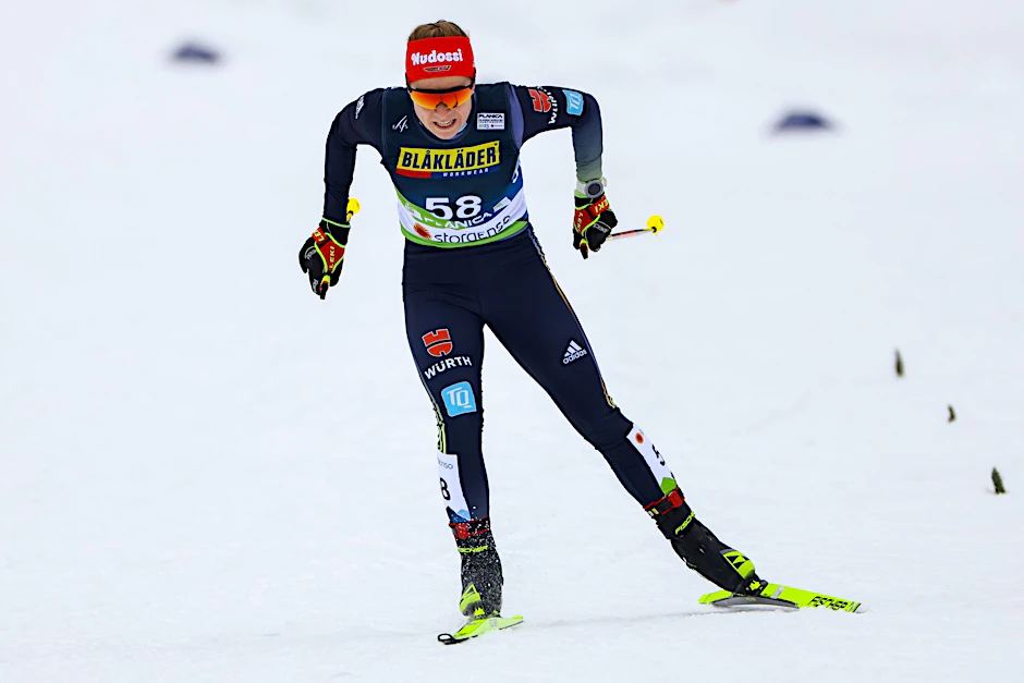 ARCHIV - Katharina Hennig lief in Val di Fiemme als Dritte ins Ziel.  