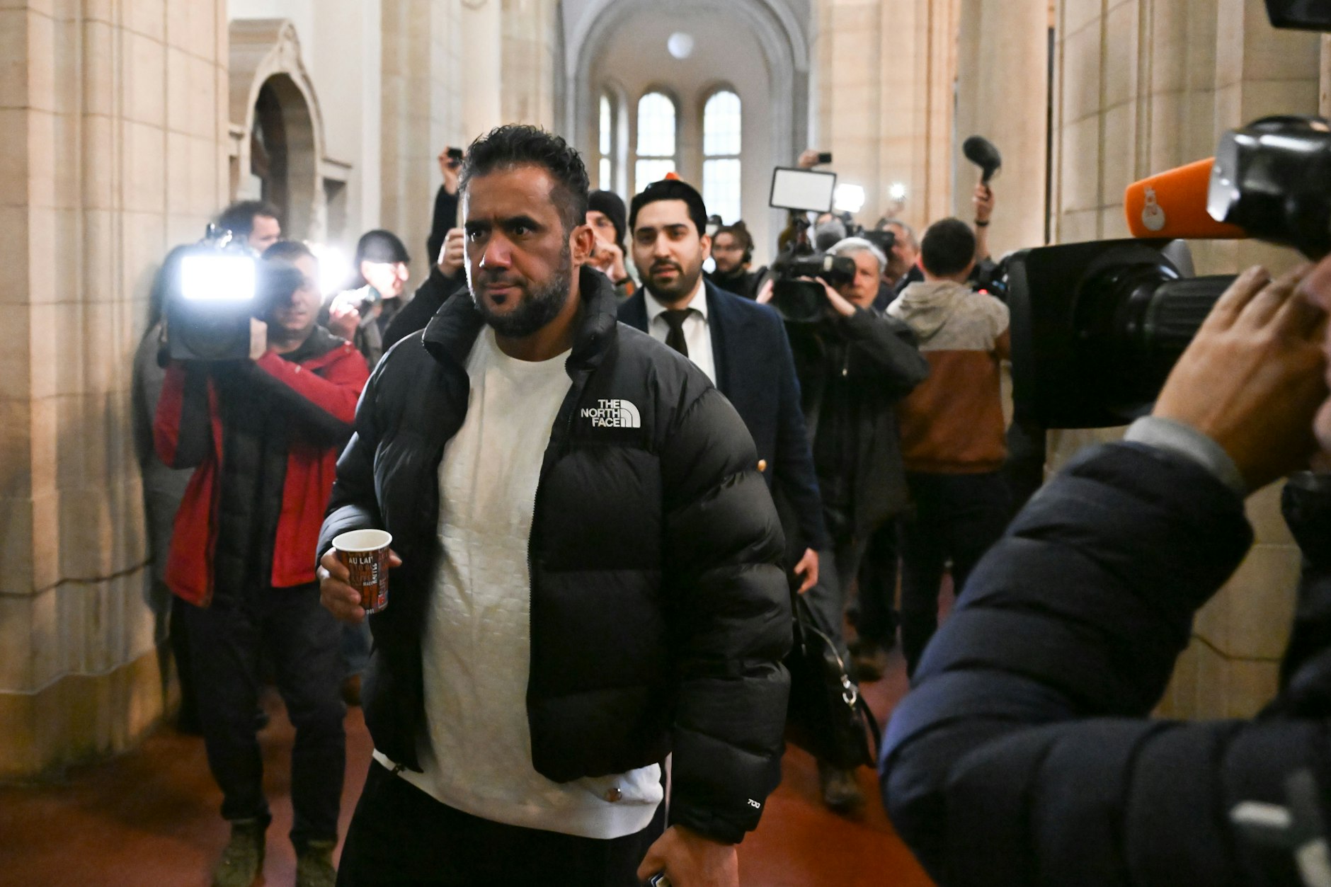 Der Hauptangeklagte Arafat Abou-Chaker im Kriminalgericht in Berlin-Moabit