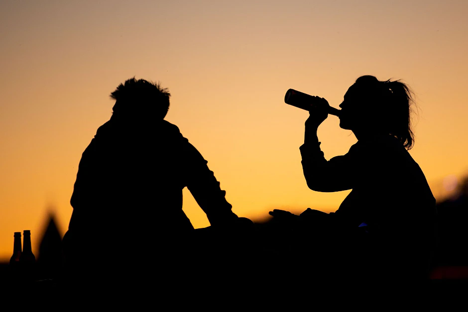 ARCHIV - Der riskante Alkoholkonsum bei Frauen zwischen 18 und 25 Jahren nimmt seit 2015 zu.  