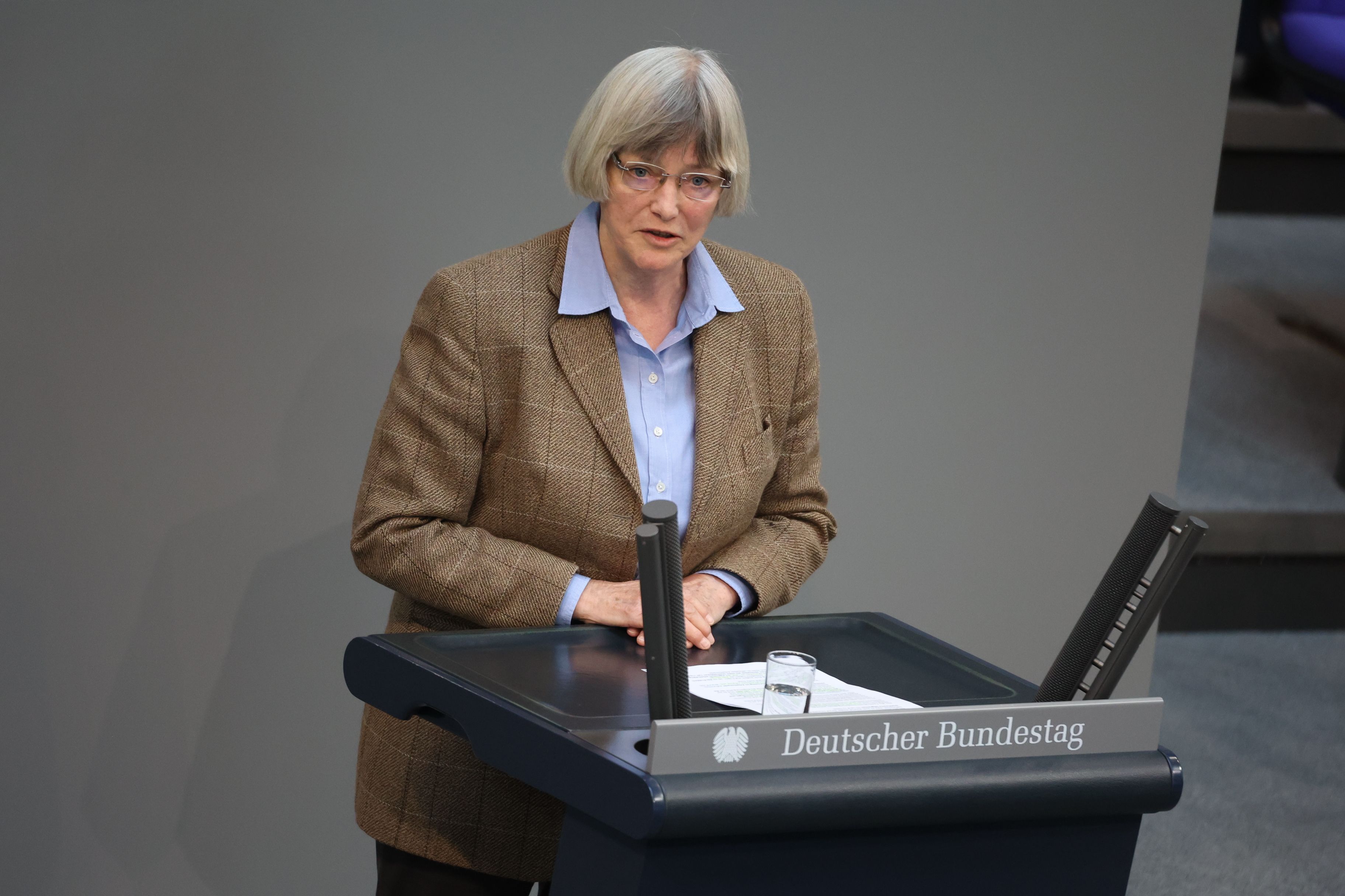 AfD-Abgeordnete Stellt Strafanzeige Wegen Aufnahmen Von Potsdamer Treffen