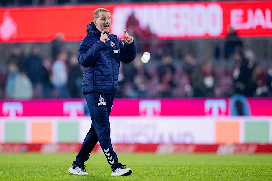 Konnte mit seinem Team einen 2:0-Sieg gegen Frankfurt feiern: Kölns Trainer Timo Schultz.  