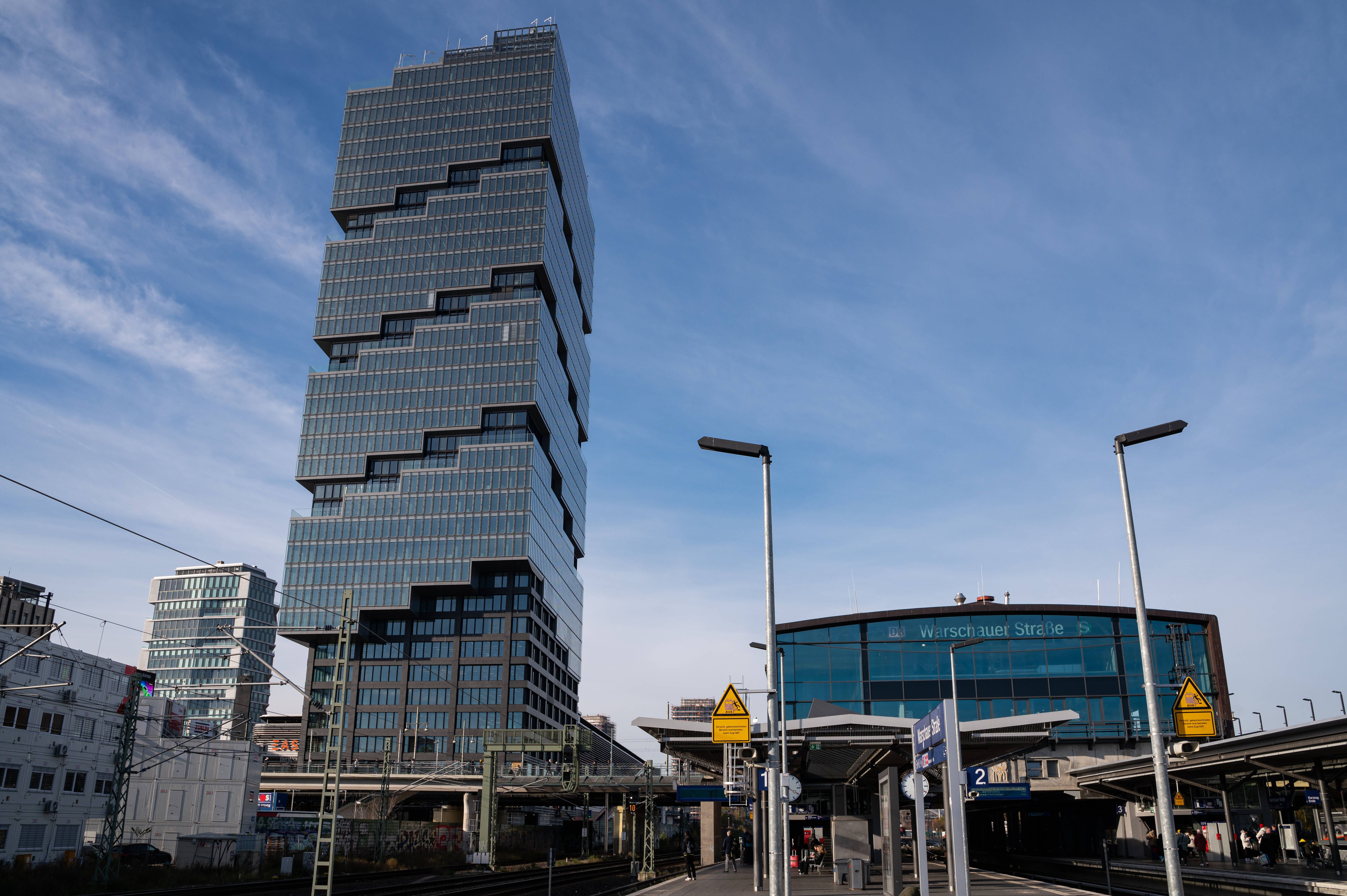 Amazon Tower In Berlin – Bündnis Setzt Proteste Fort: „Hören Erst Auf ...