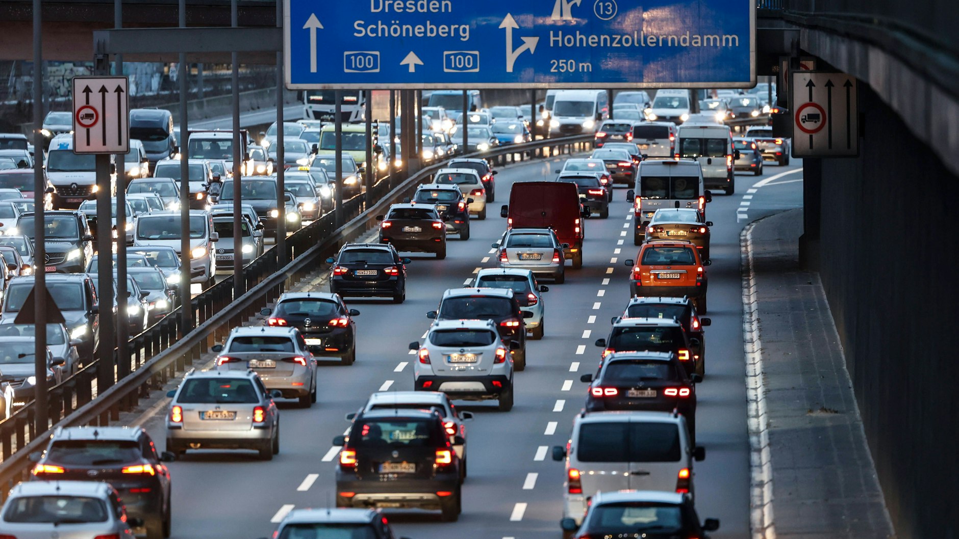Die größten Staus in Berlin gibt es auf der Stadtautobahn zwischen Wilmersdorf und Wedding.
