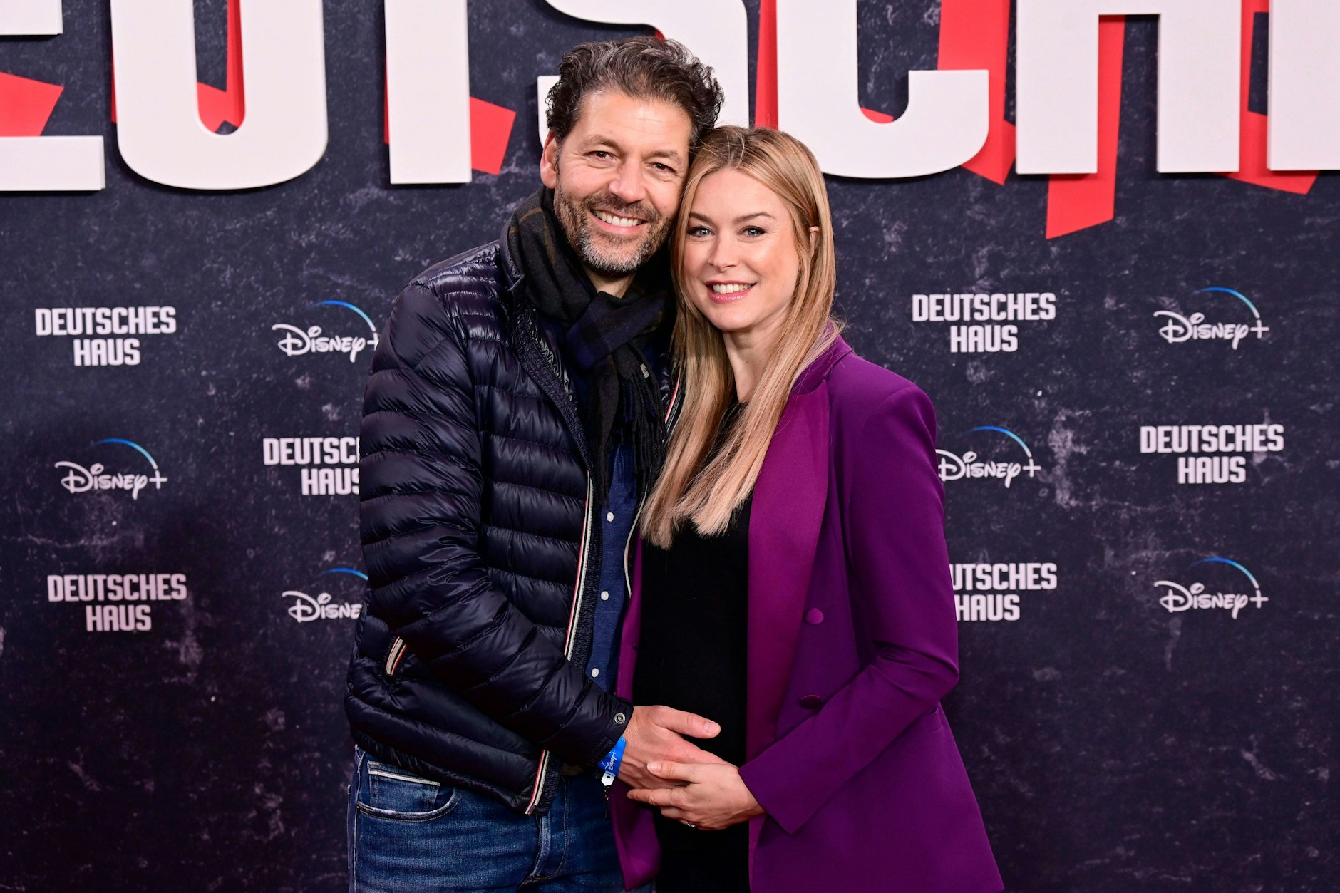 Nina Ensmann und Marc Demmig freuen sich über Nachwuchs: Die GZSZ-Schauspielerin hat ein Baby bekommen.