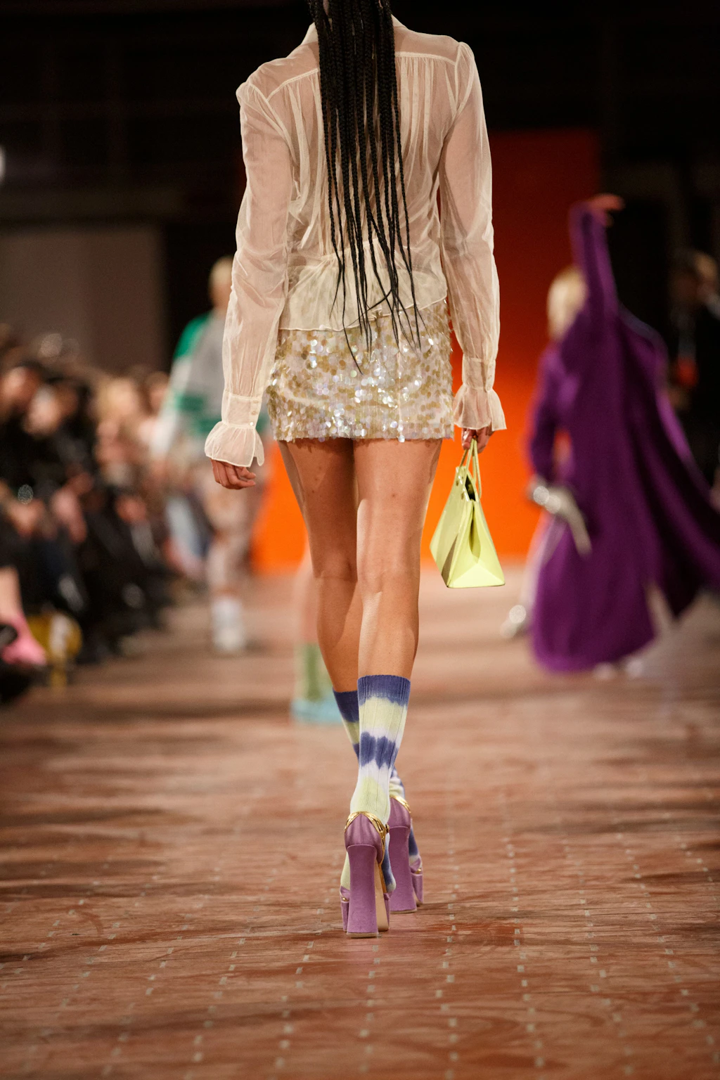 Happy Socks'tan Çoraplar – küçümsenen bir giysi için defile