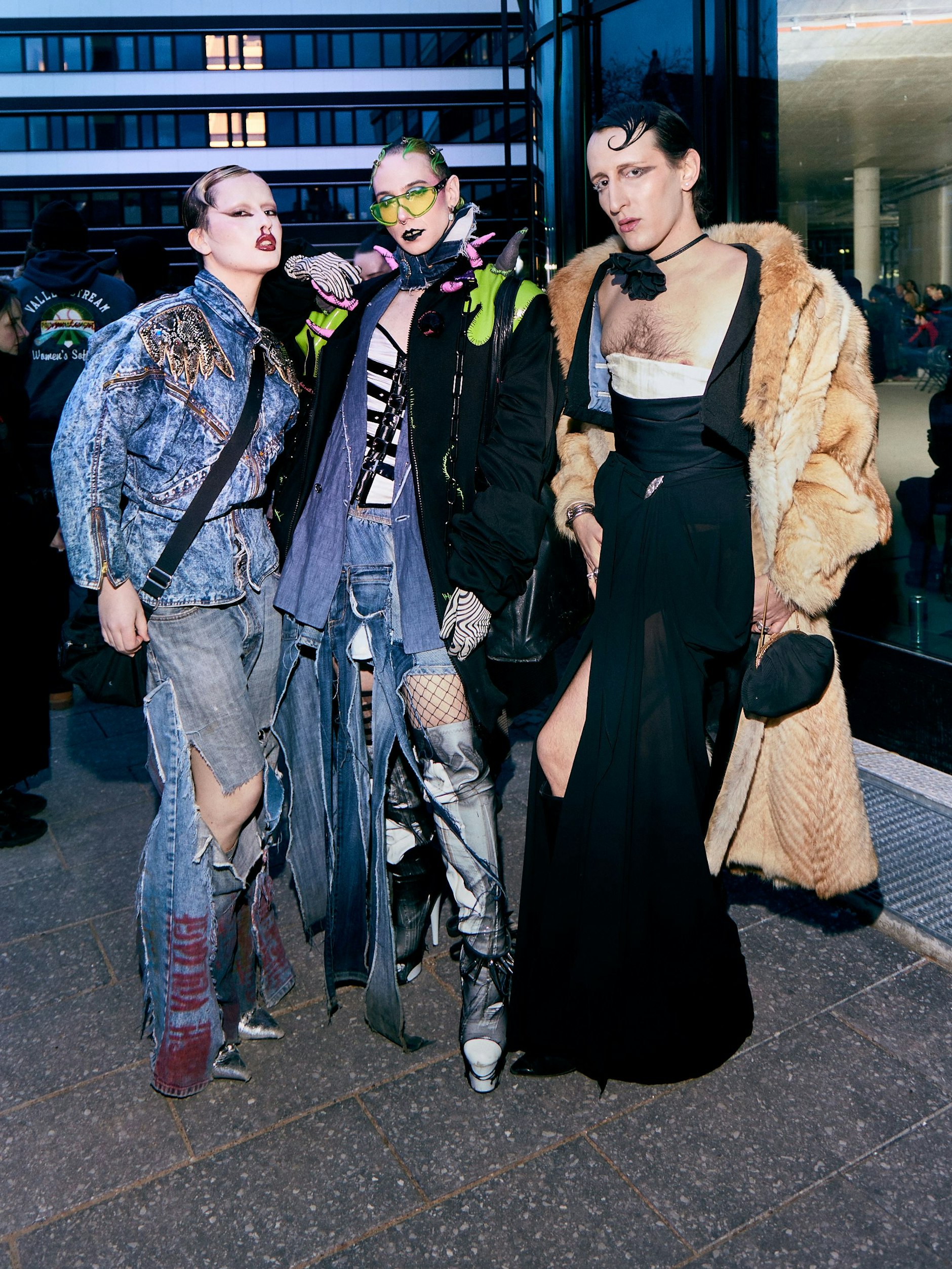 Scheuen sich nicht vor Exzentrik: die Show-Gäste Venus, Coco und Leonardo (von links). Instagram: <a target="_blank" rel="nofollow" href="https://www.instagram.com/venusuperstarbizarre/">@venusuperstarbizarre</a>&nbsp;<a target="_blank" rel="nofollow" href="https://www.instagram.com/coco_klein/">@coco_klein</a>&nbsp;<a target="_blank" rel="nofollow" href="https://www.instagram.com/leonardochiocca/">@leonardochioccia</a>