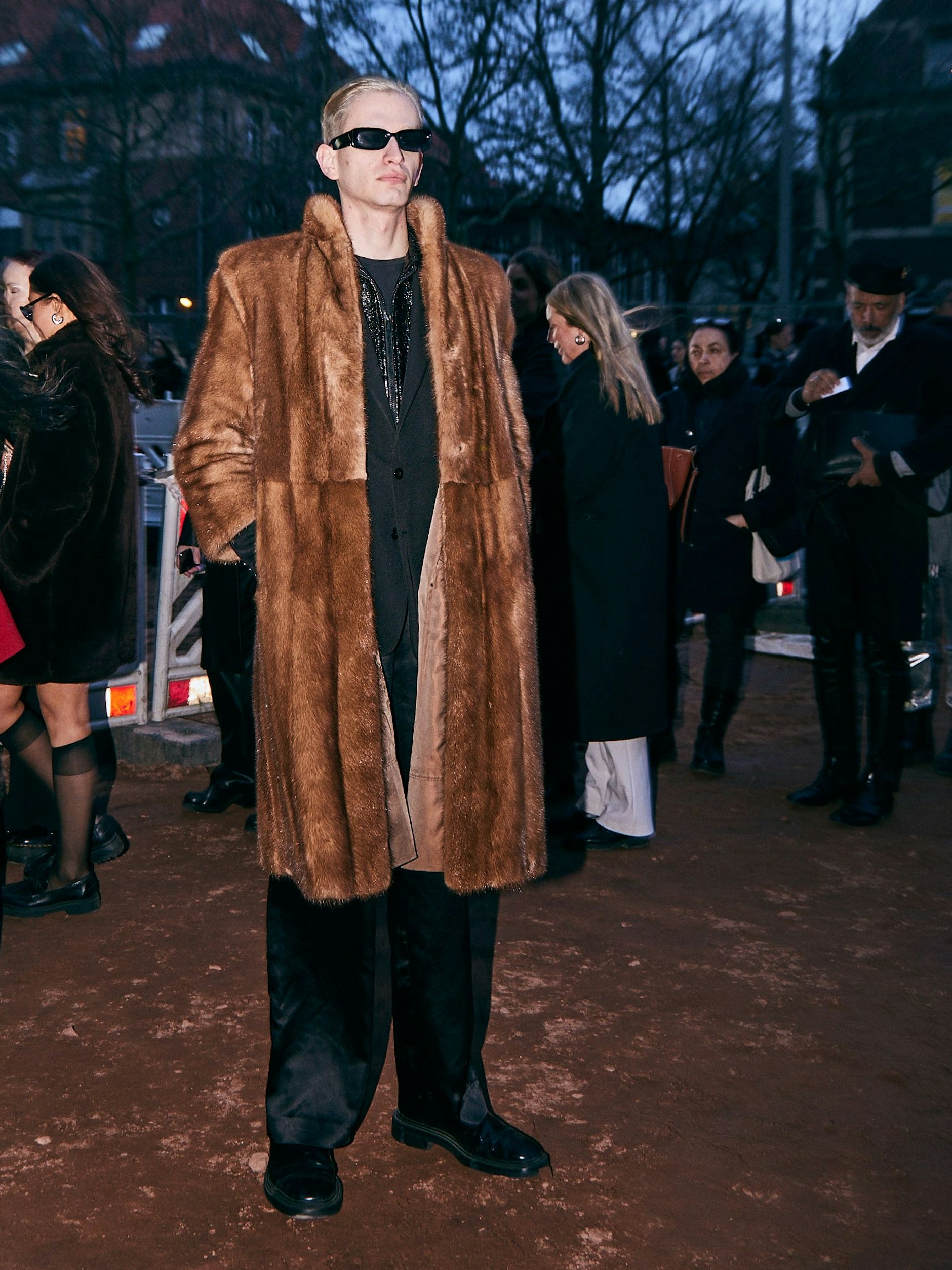 Ronanenn ist in einem Vintage-Nerz aus Paris zur Richert-Beil-Show gekommen. Instagram: <a target="_blank" rel="nofollow" href="https://www.instagram.com/o.ronanenn/">@o.ronanenn</a>