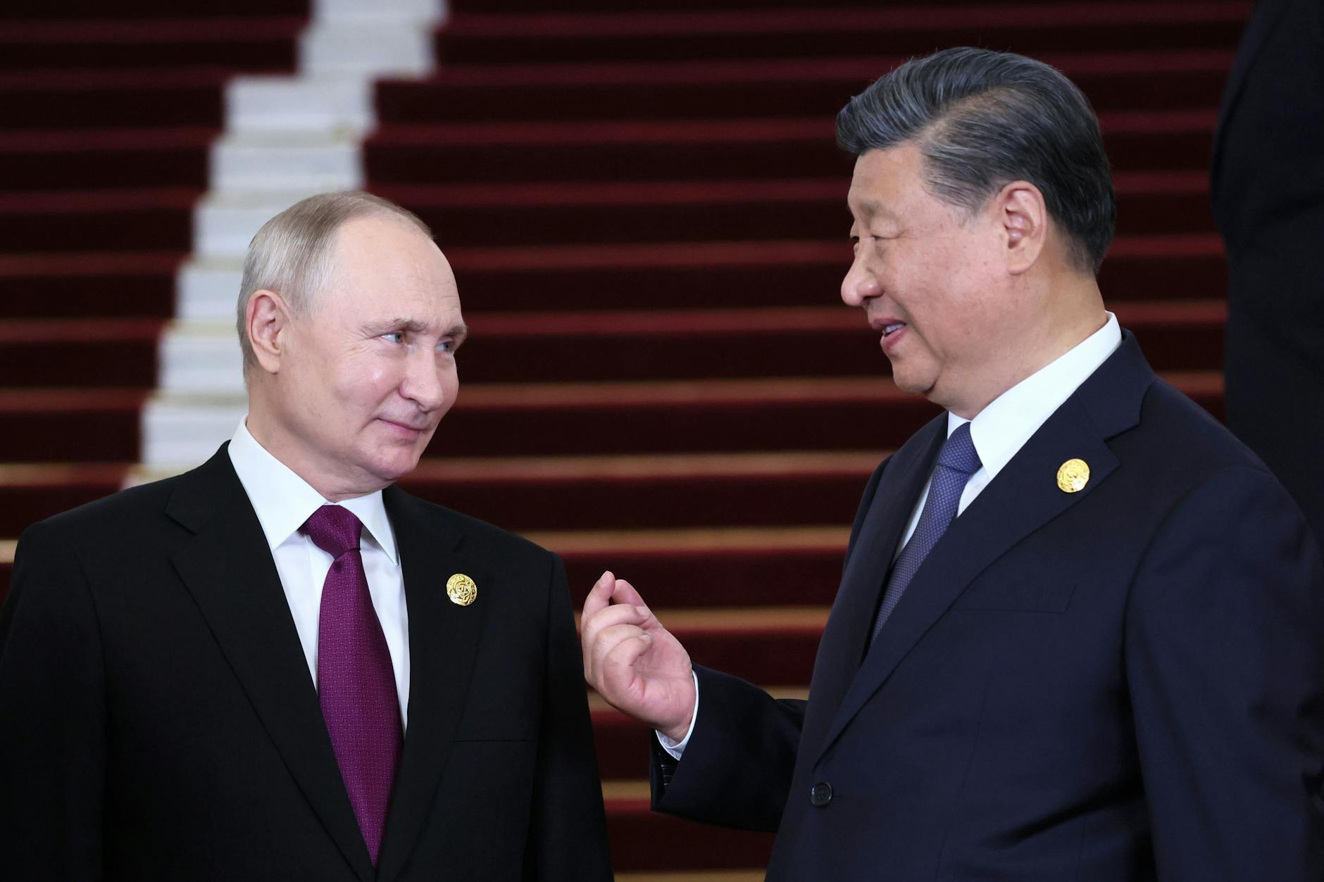 Wladimir Putin und Xi Jinping am 17.10.2023 in Peking