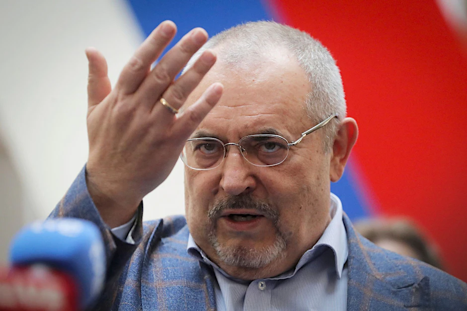 Der einzige Präsidentschaftsbewerber, der offen gegen den Angriffskrieg gegen die Ukraine auftritt: Boris Nadeschdin. 