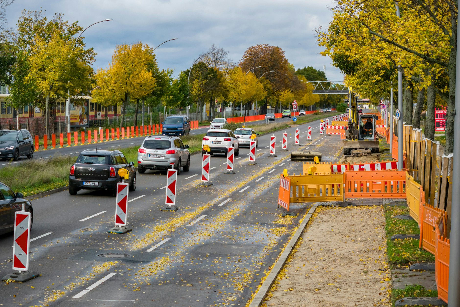Auf dem Adlergestell wird schon seit einer Weile gebaut - Autofahrer müssen sich jetzt in einem Abschnitt auf eine Sperrung von drei Wochen Dauer einstellen. (Archivfoto) 