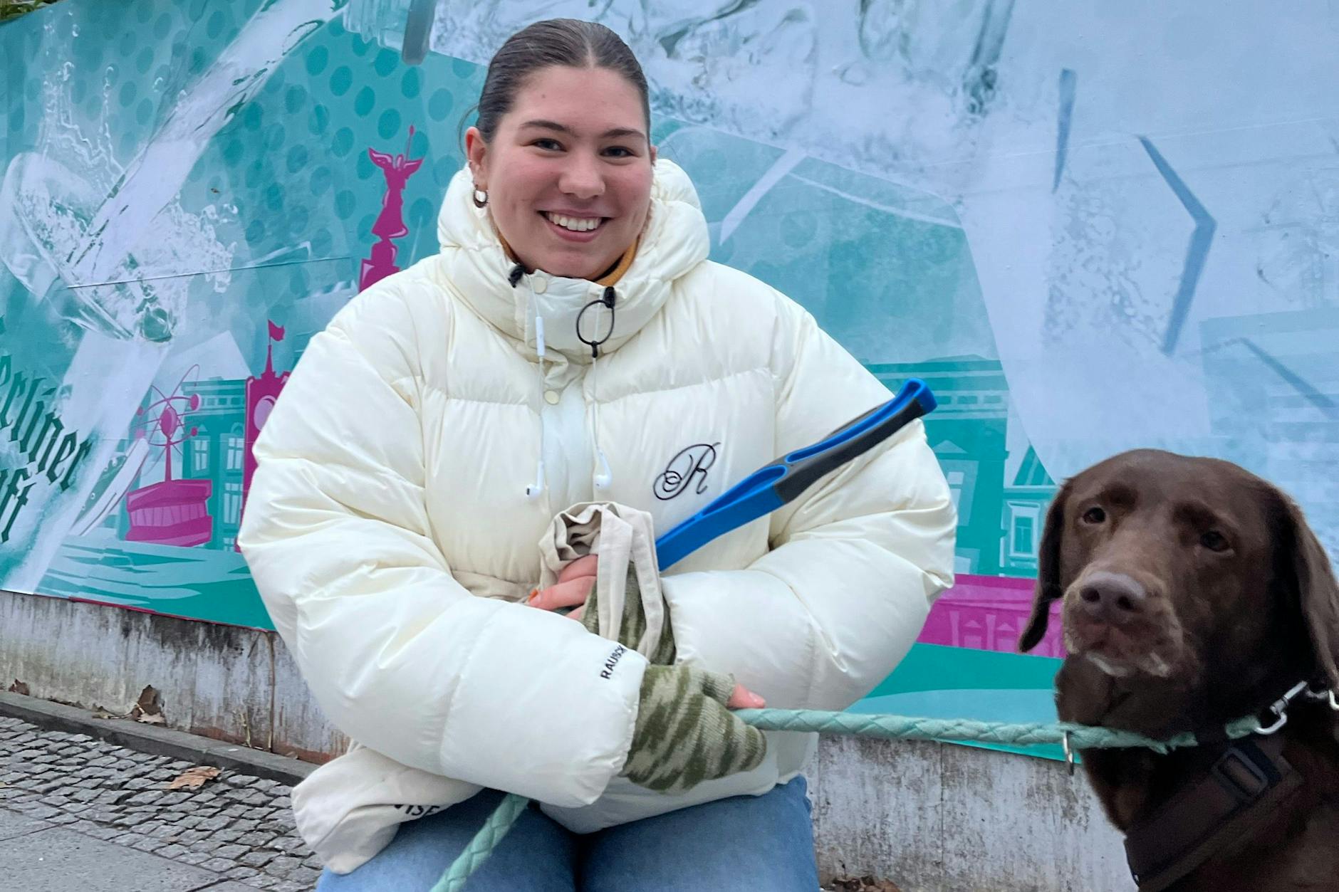 Die 22-jährige Lena Stutzke aus Friedrichshain erzählt, dass ihre Eltern vom SEZ schwärmen.