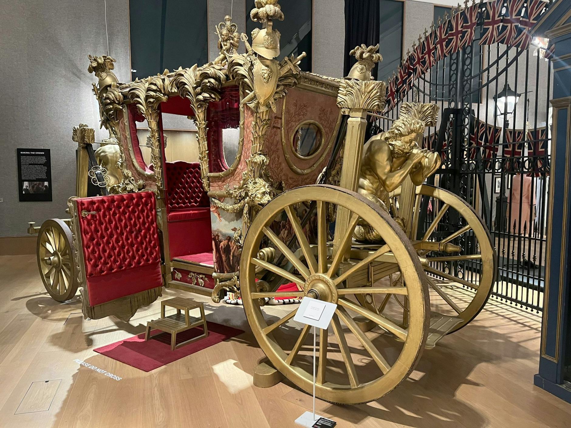 PRODUKTION - Eine Nachbildung der «Gold State Coach» ist im Auktionshaus Bonhams ausgestellt.