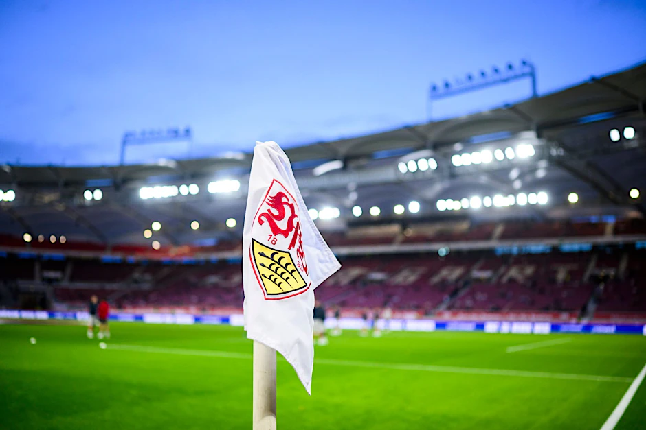 ARCHIV - VfB Stuttgart wünscht sich in der Debatte um den Investoreneinstieg bei der DFL mehr Transparenz.  