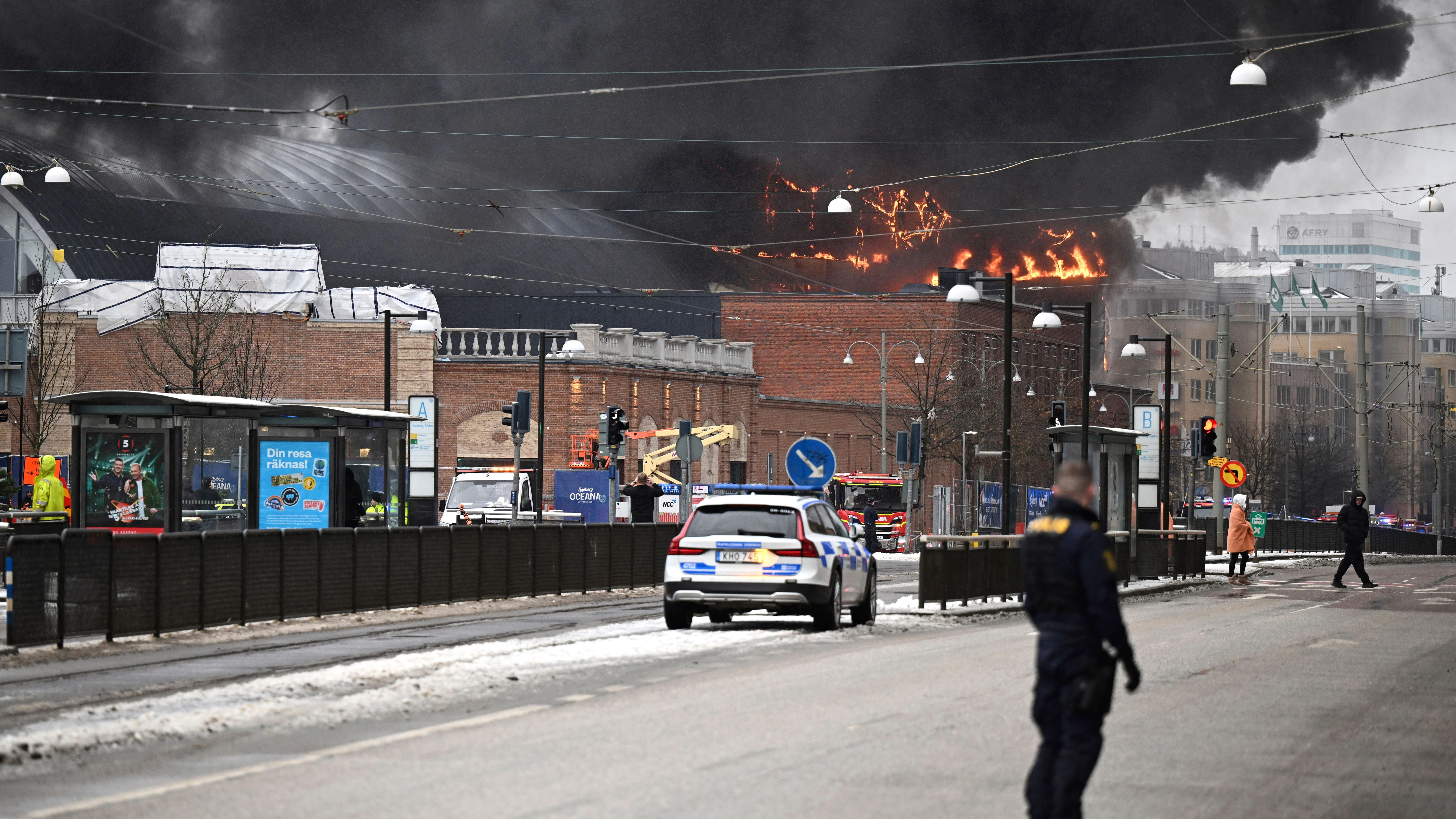 Göteborg: Das Feuer im Wasserpark des größten Vergnügungsparks der Region führte zu einer riesigen schwarzen Rauchwolke über Göteborg.
